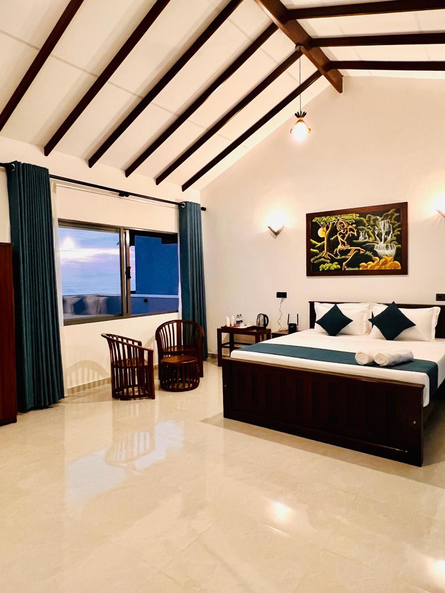 Ocean Front Villa Hikkaduwa Exterior foto